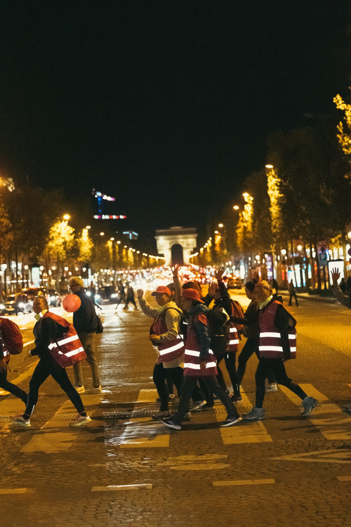 Marathon Rose 2025 & Casiopeea. Marcher la nuit, Avancer pour soi et pour Octobre Rose